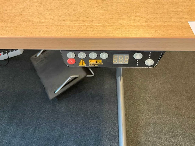 Bureau - afbeelding 2 van  2