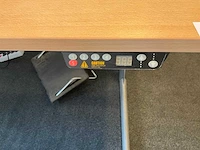 Bureau - afbeelding 2 van  2