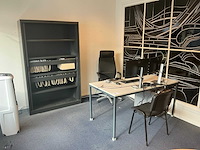 Bureau/kast/divers - afbeelding 1 van  8