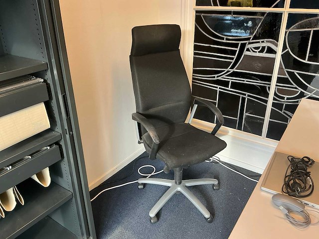 Bureau/kast/divers - afbeelding 4 van  8