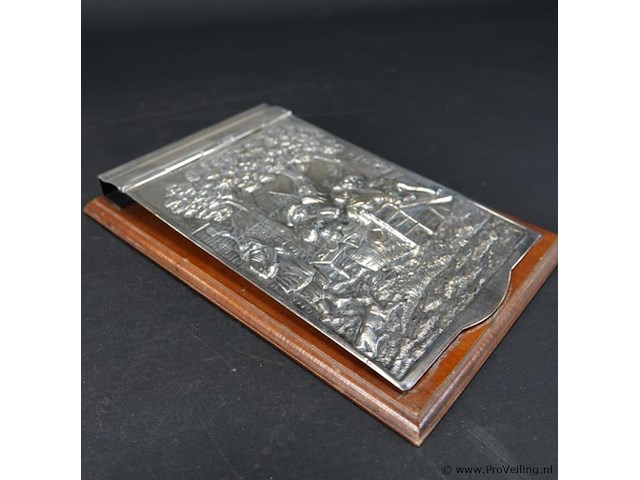 Bureauklapper met versierde verzilverde bovenklep - afbeelding 2 van  5