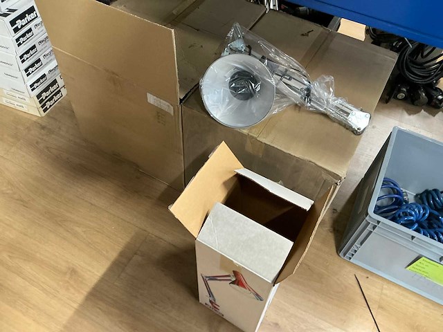 Bureaulamp (18x) - afbeelding 1 van  2