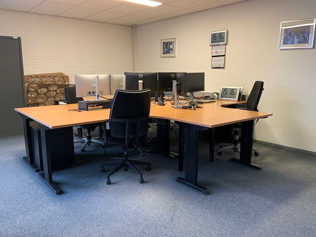 Bureauopstelling incl. stoelen (4x) - afbeelding 1 van  5