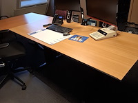 Bureauopstelling met 2x monitor - afbeelding 3 van  8