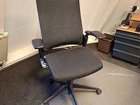 Bureauopstelling met 2x monitor - afbeelding 6 van  8