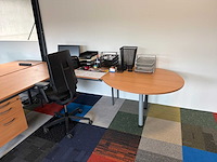 Bureauopstelling met toebehoren - afbeelding 2 van  5