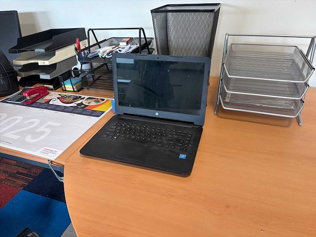 Bureauopstelling met toebehoren - afbeelding 5 van  5