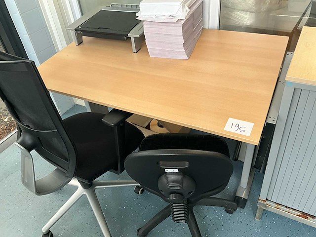 Bureauopstelling - afbeelding 2 van  5