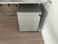 Bureauopstelling - afbeelding 4 van  7