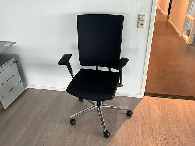 Bureauopstelling - afbeelding 6 van  7