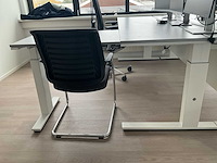 Bureauopstelling - afbeelding 3 van  7