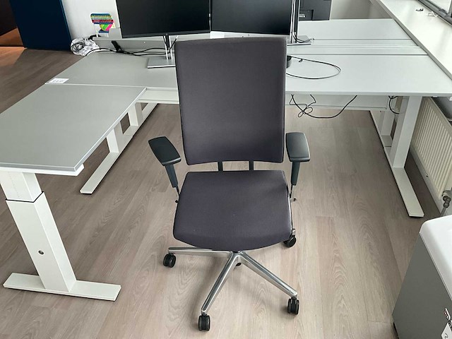 Bureauopstelling - afbeelding 7 van  7