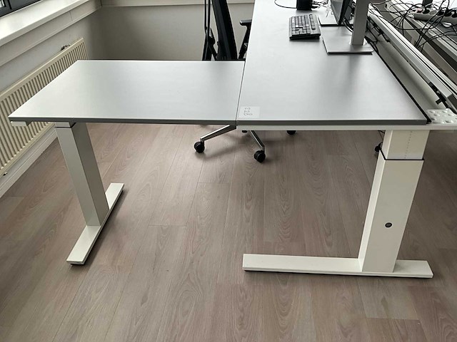 Bureauopstelling - afbeelding 2 van  6