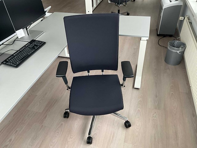 Bureauopstelling - afbeelding 6 van  6