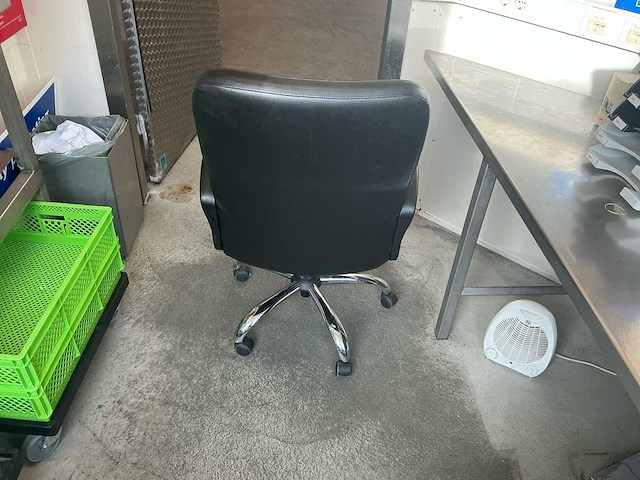 Bureauopstelling - afbeelding 5 van  6