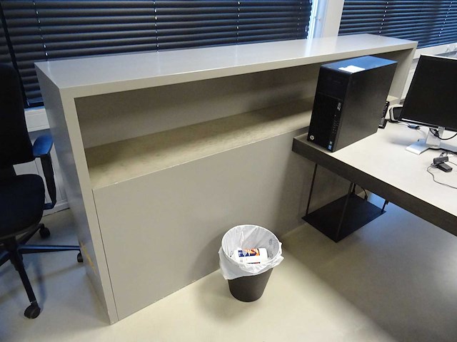 Bureauopstelling - afbeelding 4 van  6