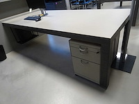 Bureauopstelling - afbeelding 2 van  5