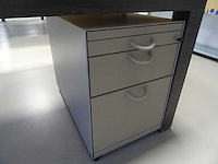 Bureauopstelling - afbeelding 3 van  5