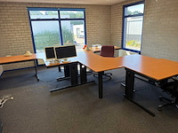 Bureauopstelling - afbeelding 1 van  4