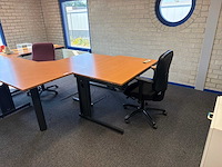 Bureauopstelling - afbeelding 2 van  4
