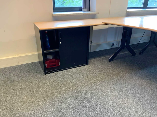 Bureau’s diverse afmetingen (6x) - afbeelding 1 van  12