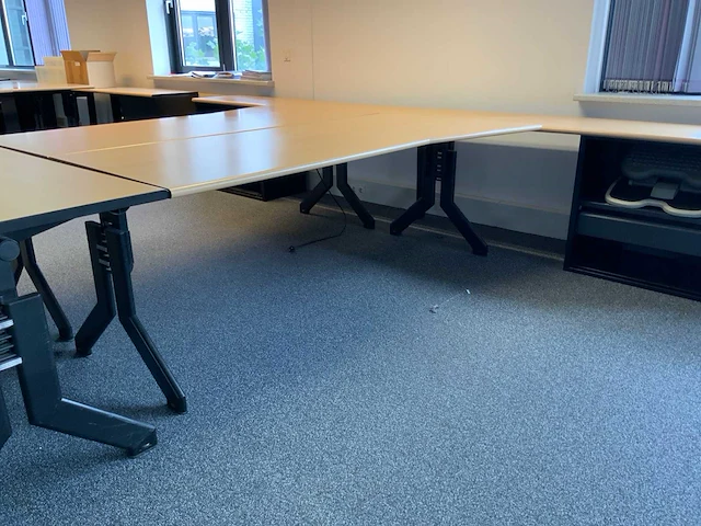 Bureau’s diverse afmetingen (6x) - afbeelding 7 van  12