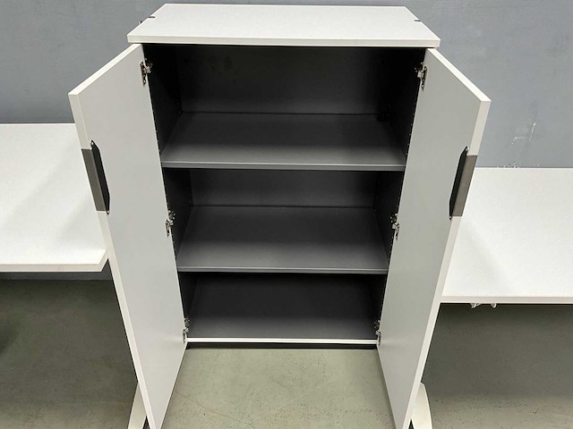 Bureau’s en archiefkast - afbeelding 7 van  11