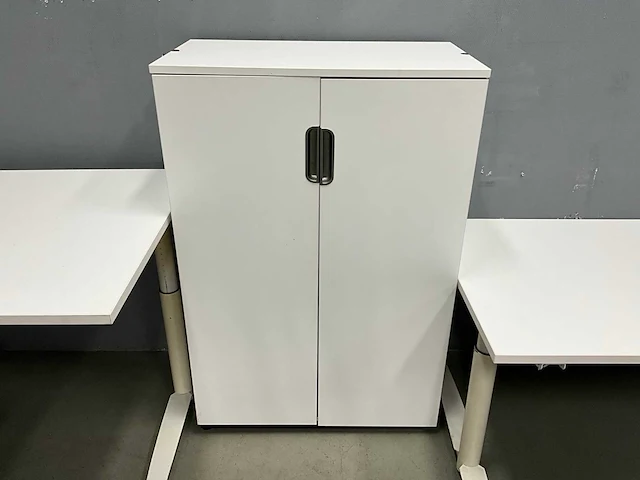 Bureau’s en archiefkast - afbeelding 4 van  11