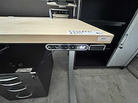 Bureaus en kasten (15x) - afbeelding 9 van  26