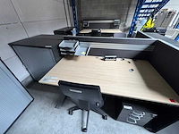Bureaus en kasten (15x) - afbeelding 12 van  26