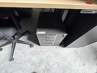 Bureaus en kasten (15x) - afbeelding 24 van  26