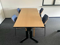Bureaus, tafels en stoelen - afbeelding 6 van  12