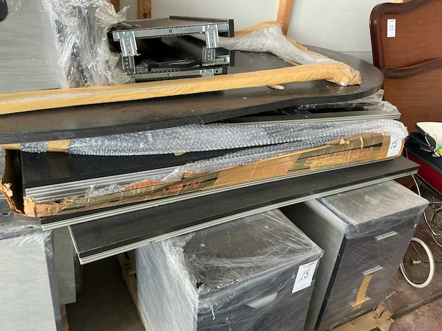 Bureautafel (4x) - afbeelding 5 van  7