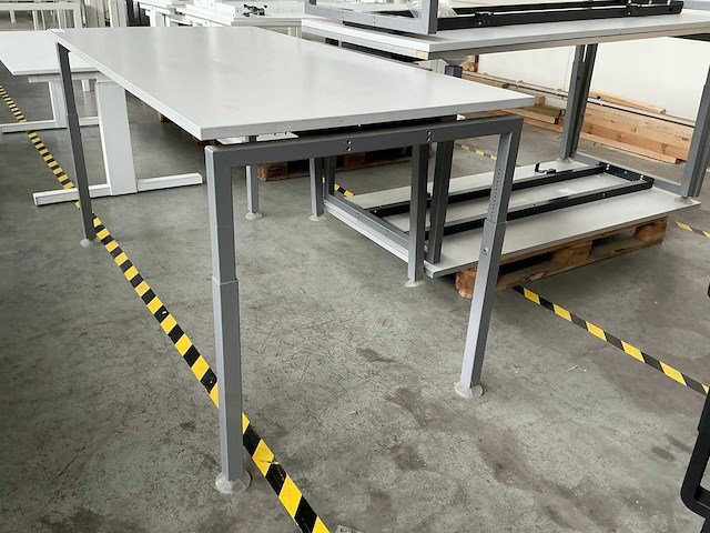 Bureautafel (4x) - afbeelding 6 van  7