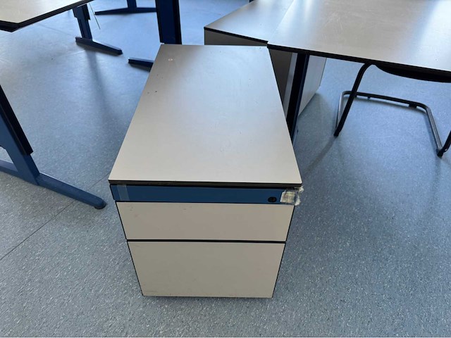 Bureautafel (7x) - afbeelding 13 van  13