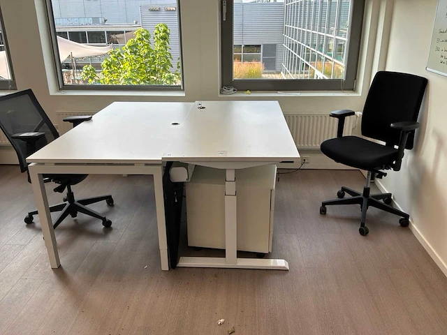 Bureautafel (8x) - afbeelding 1 van  6