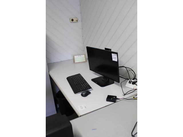 Bureautafel. afmeting160 x 80 x 75 cm. - afbeelding 2 van  2