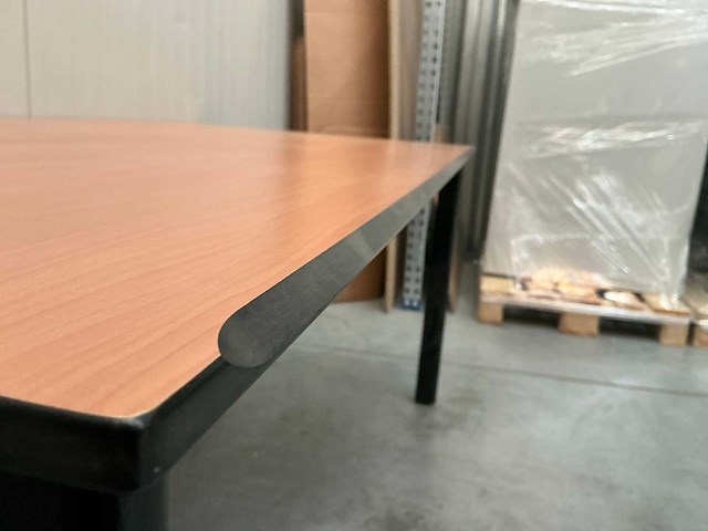 Bureautafel en stoel - afbeelding 13 van  14