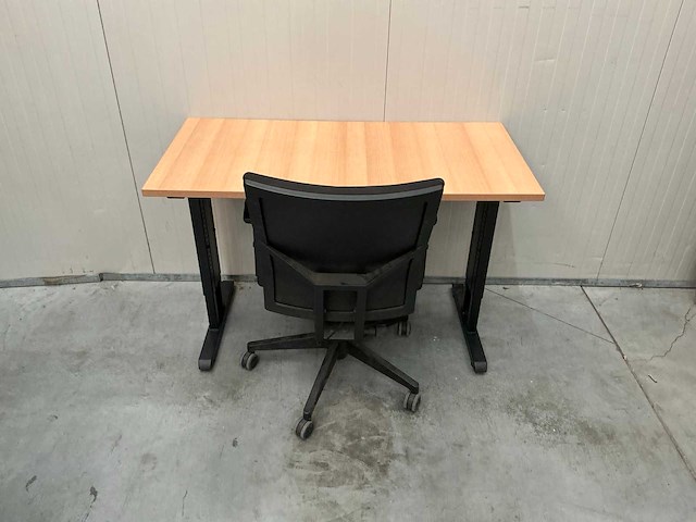 Bureautafel en stoel - afbeelding 4 van  8