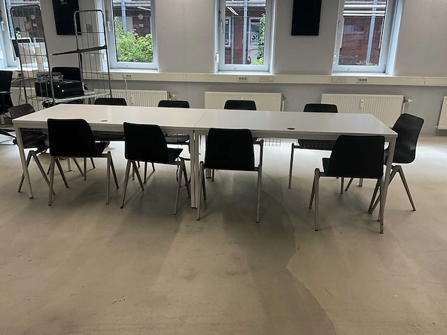 Bureautafel met 10 stoelen - afbeelding 2 van  4
