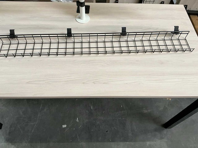 Bureautafel met 2 hp schermen aan beugel - afbeelding 7 van  11