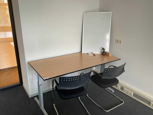 Bureautafel met 2 stoelen - afbeelding 1 van  4