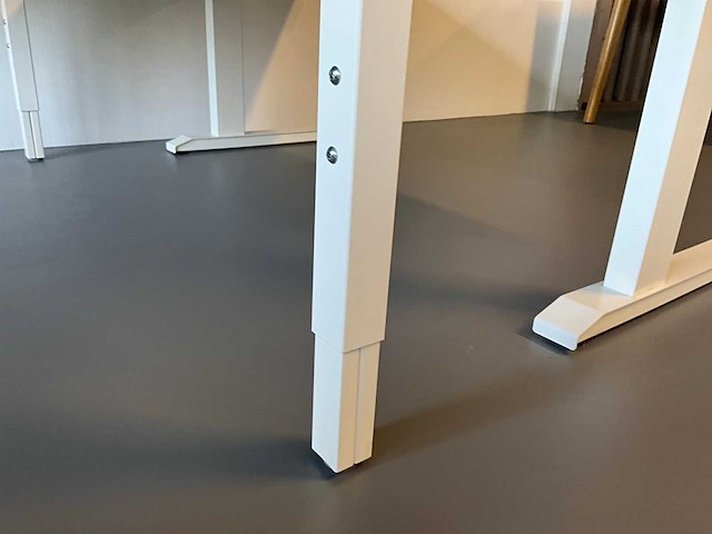 Bureautafel met akoestisch scherm - afbeelding 8 van  8