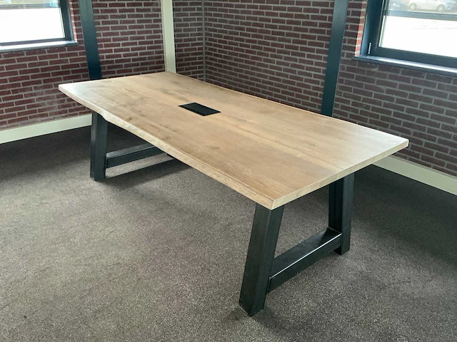 Bureautafel met boomstamblad - afbeelding 1 van  3