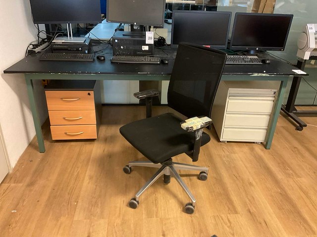 Bureautafel met bureaustoel en ladeblokken - afbeelding 2 van  5