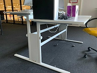 Bureautafel met bureaustoel - afbeelding 8 van  12