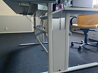 Bureautafel met bureaustoel - afbeelding 10 van  12