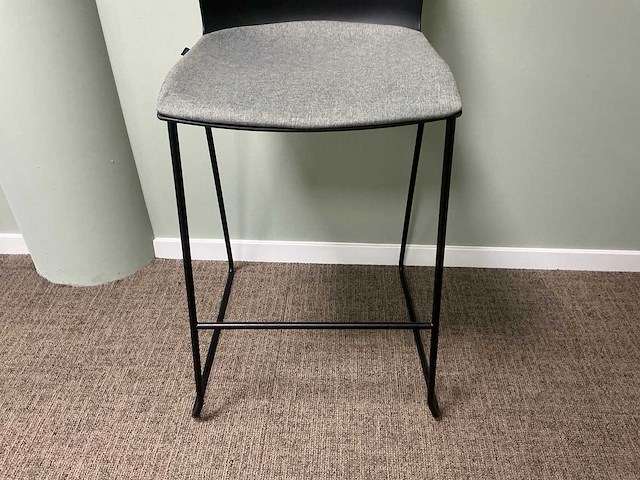 Bureautafel met kruk - afbeelding 6 van  8