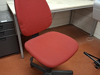 Bureautafel met ladeblok en bureaustoel - afbeelding 4 van  5