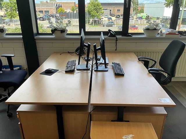 Bureautafel met ladekast (4x) - afbeelding 2 van  6